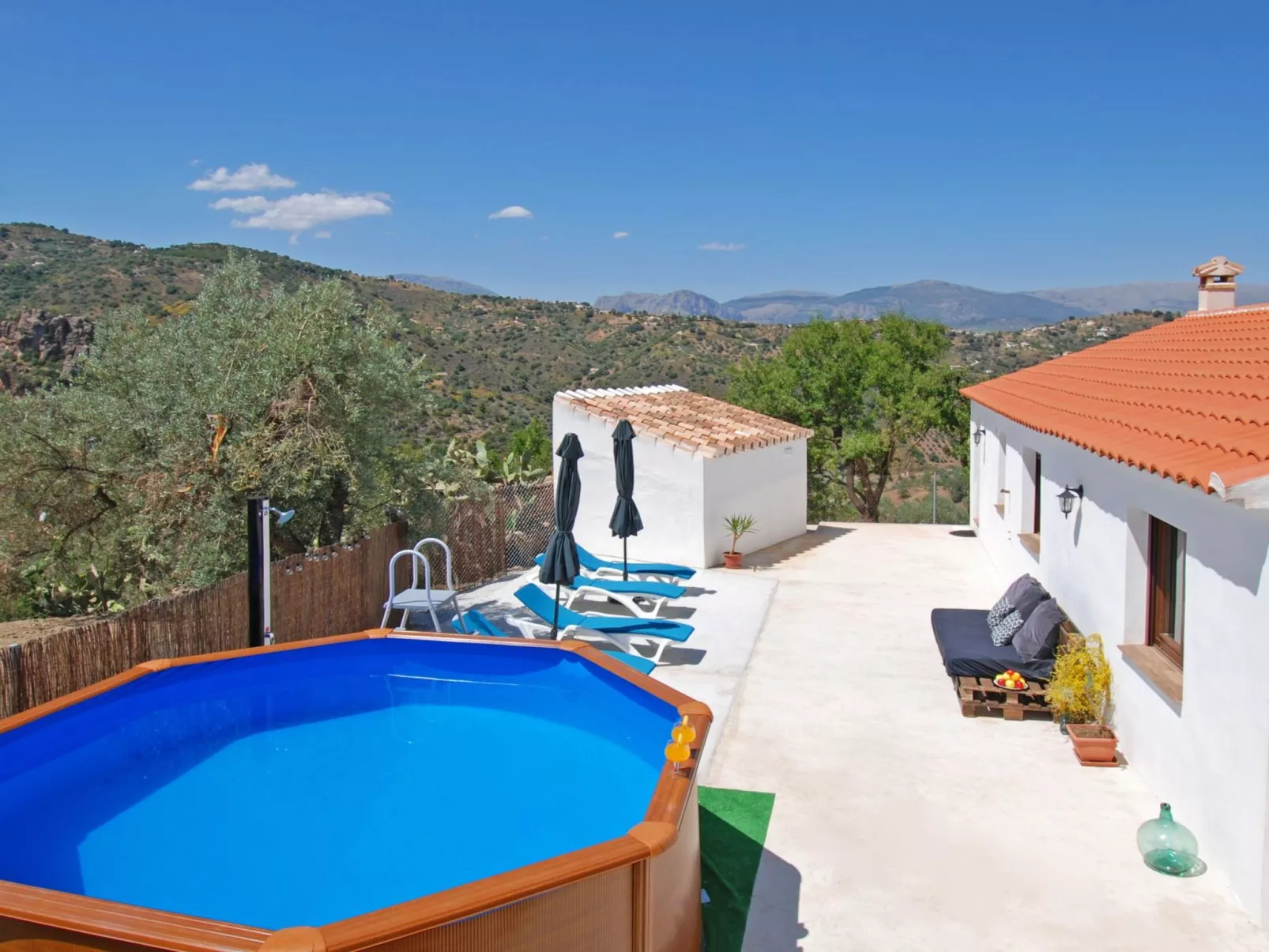 Finca "Casa Maria" mit Bergblick-Buiten