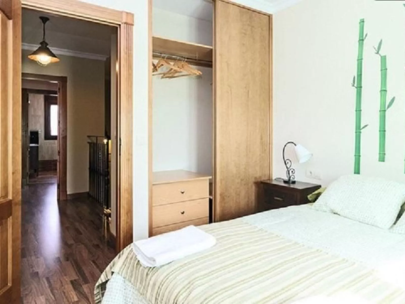 "Casa rural el Castillejo".-Image-tags.info