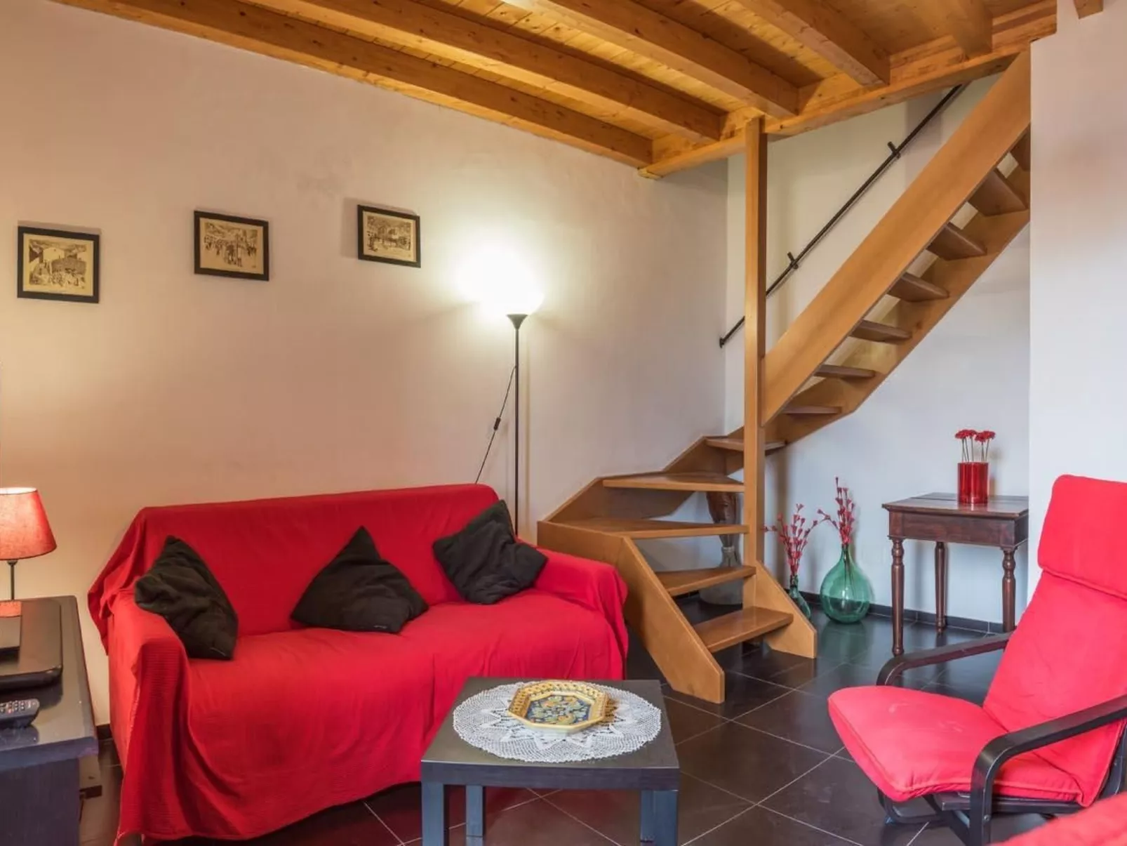 Agamennone, Wohnung 20 Meter vom Meer entfernt mit einer möblierten Terrasse.-Image-tags.info