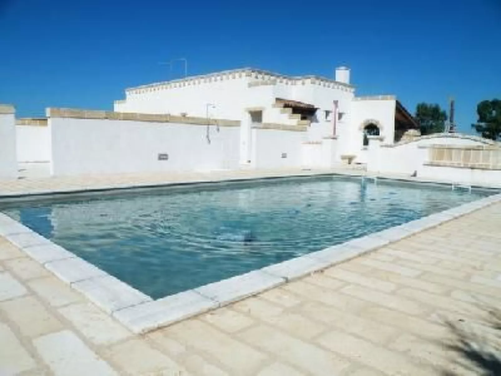 Gemütliche Ferienwohnung in Sogliano Cavour mit Terrasse, gemeinsamem Pool und-Buiten