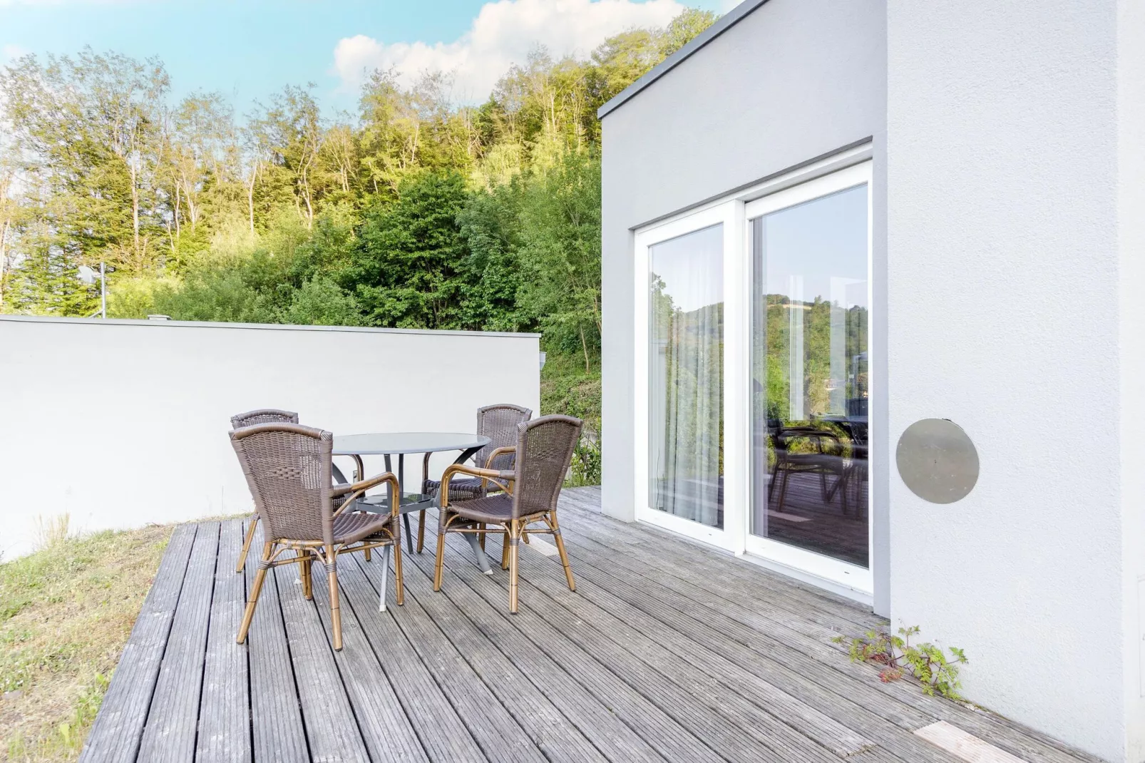 Bungalow Luxus Typ B Campingpark Eifel-Terrasbalkon