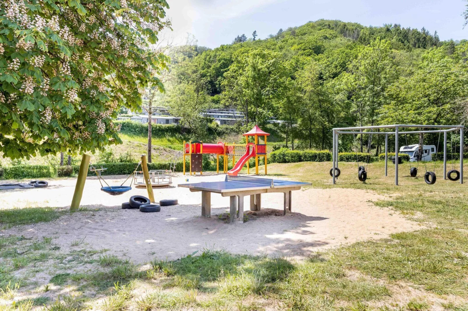 Bungalow Luxus Typ B Campingpark Eifel-Faciliteiten