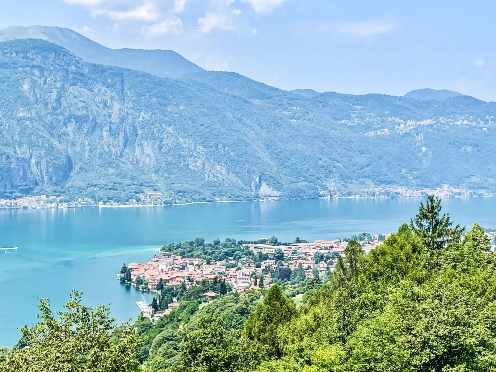 Ein-Zimmer-Wohnung Diamante-Omgeving