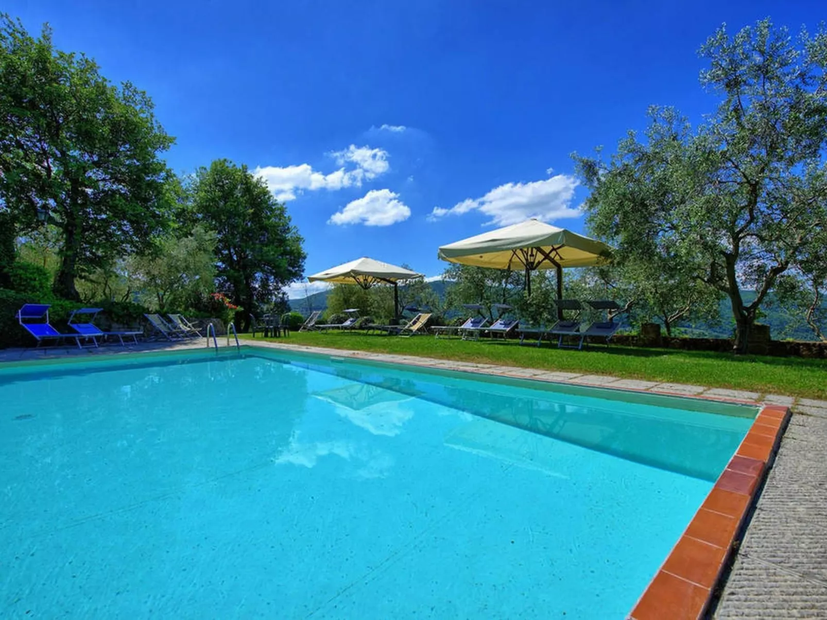 Villa Panzalla Rustico-Buiten