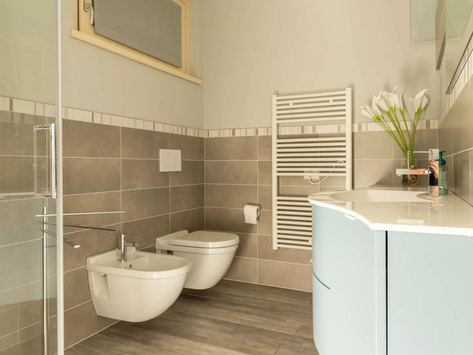 'Delfi' mit Pool-Image-tags.info