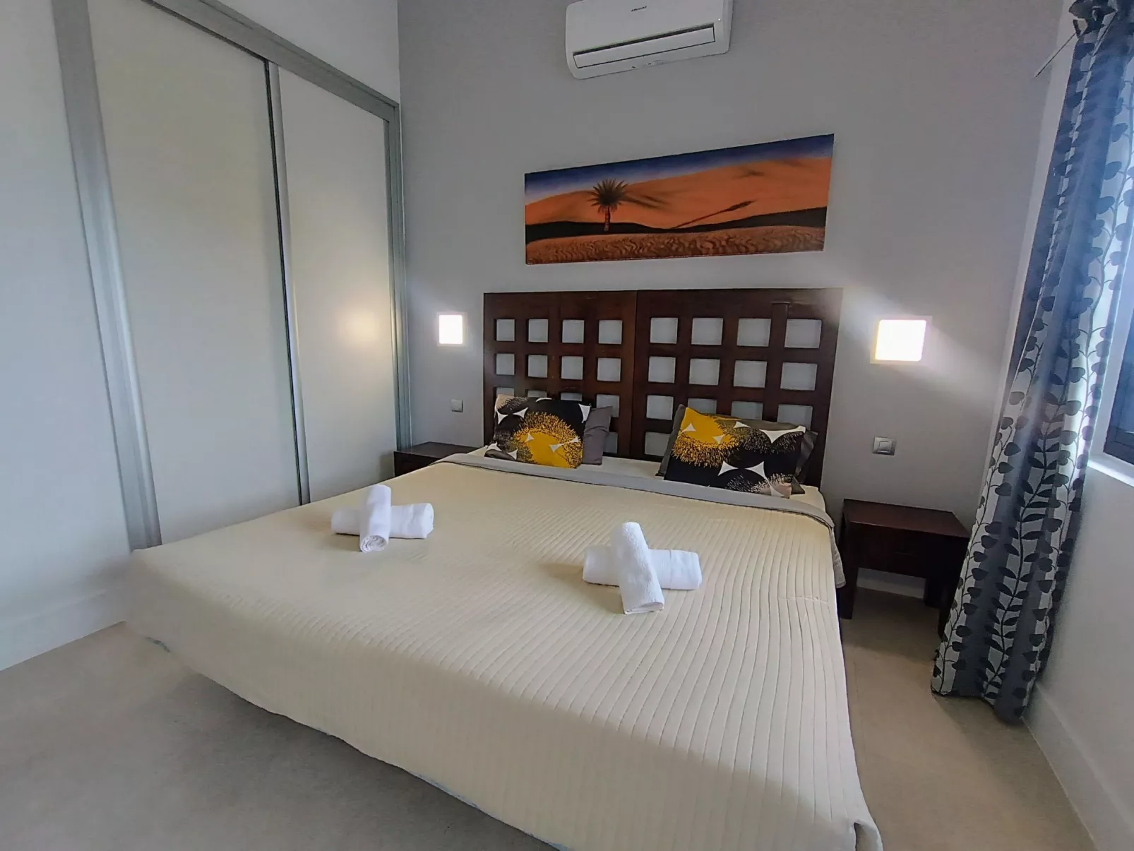 Drean on the Beach, erste Linie am Meer -Garten-Binnen