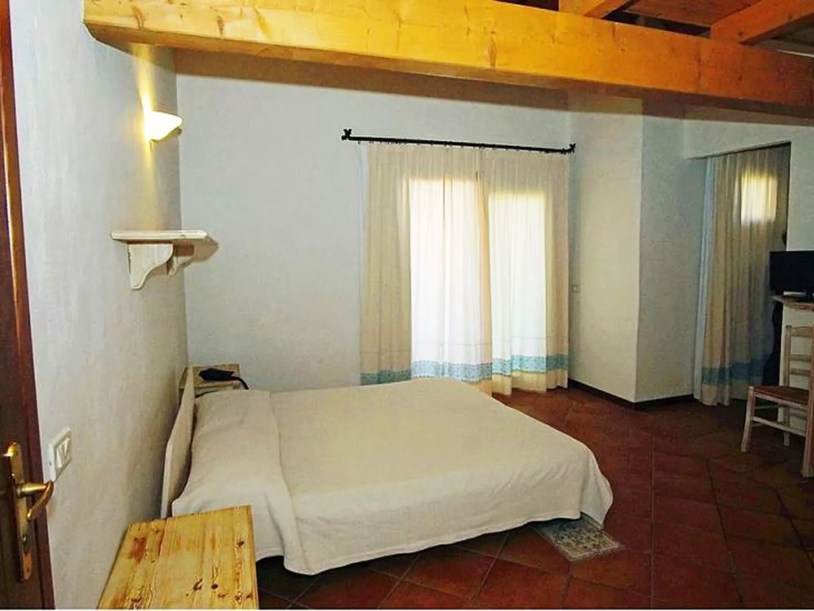 Apt. Eldi 1B, mit gemeinsamem Schwimmbad-Image-tags.info