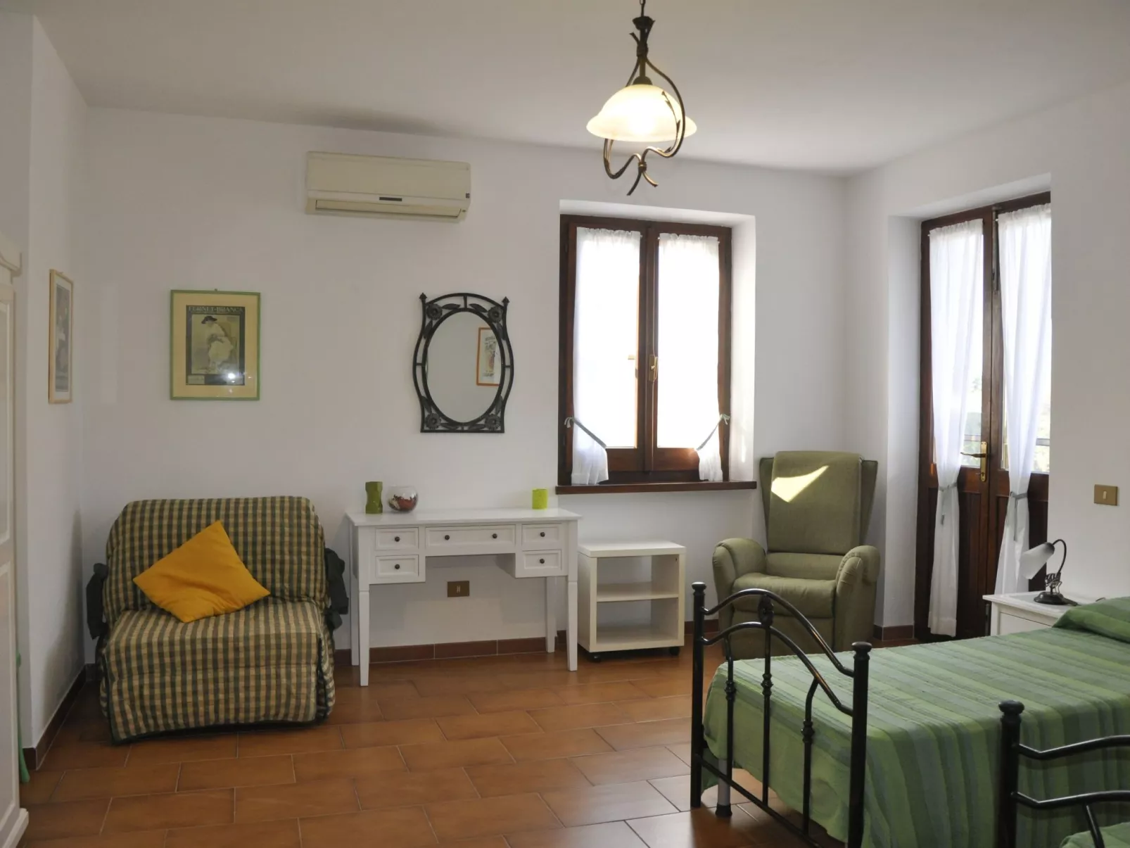 Lubagnu Vacanze- Drei-Zimmer-Wohnung C - Binnen