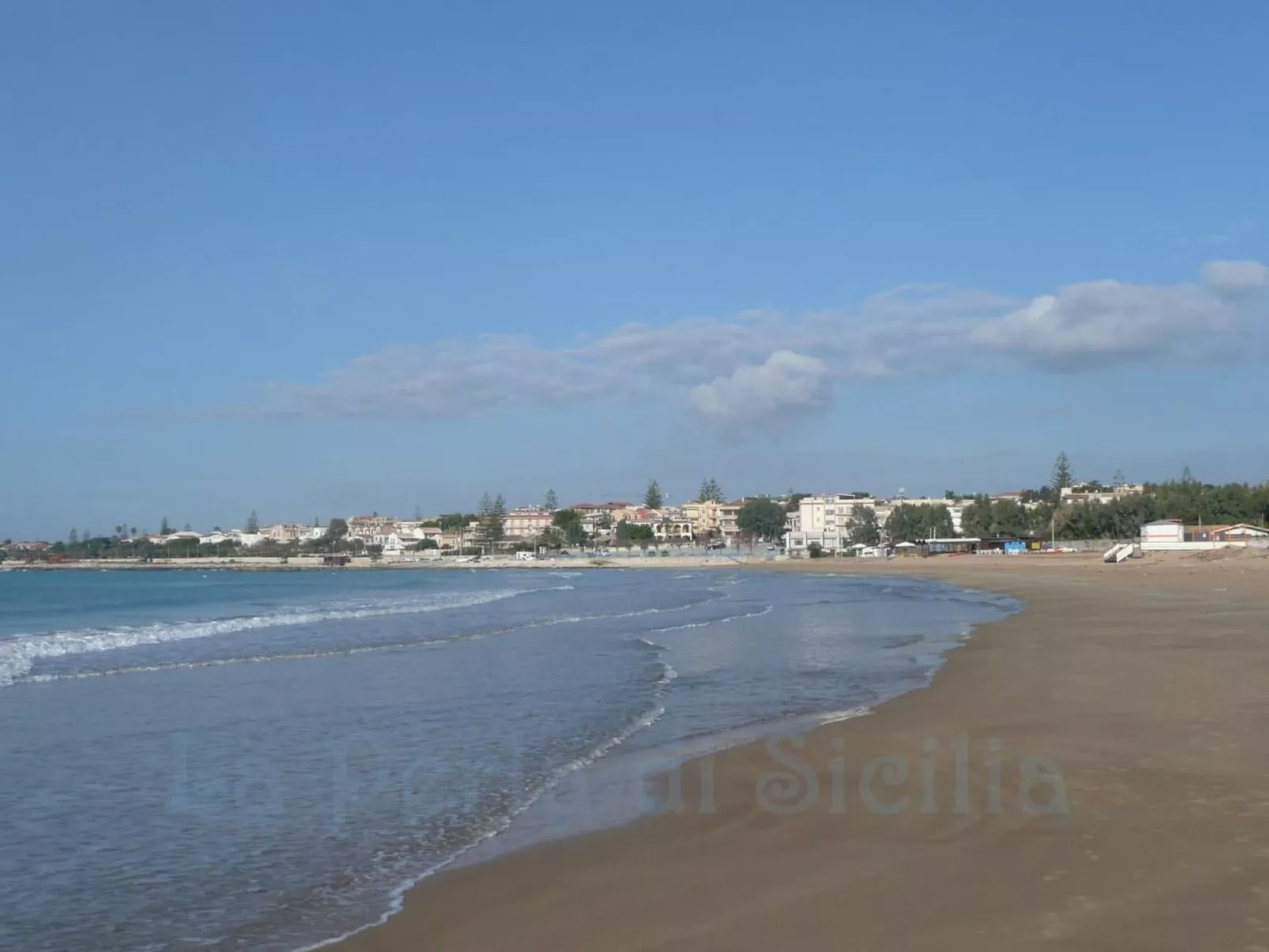 Schöner zentraler Bungalow direkt am Sandstrand auf Sizilien-Image-tags.info