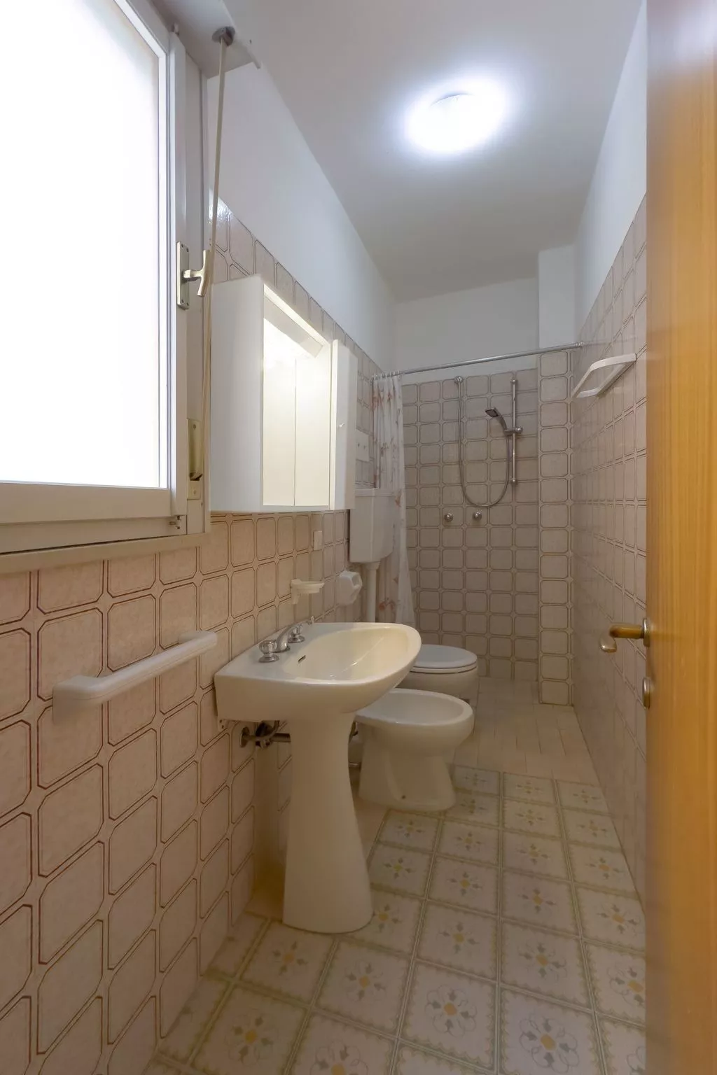 "Ollimpia 82" - Binnen