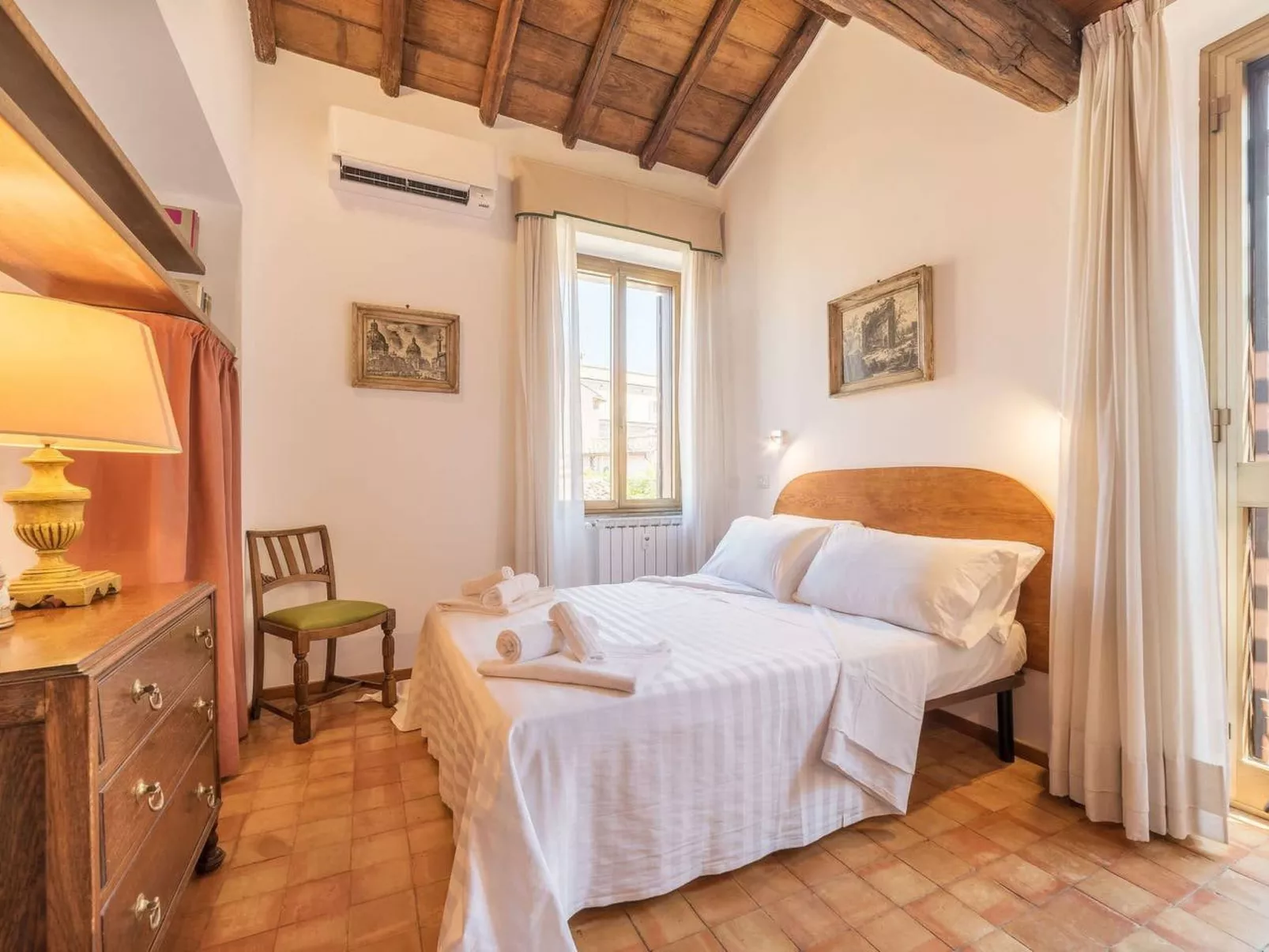 Ruhige Dächer im Herzen von Rom-Image-tags.info