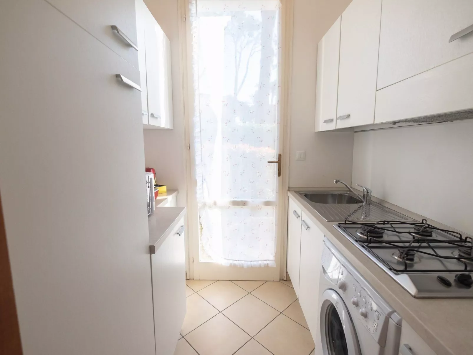 VILLA AZZURRA 1°-Binnen