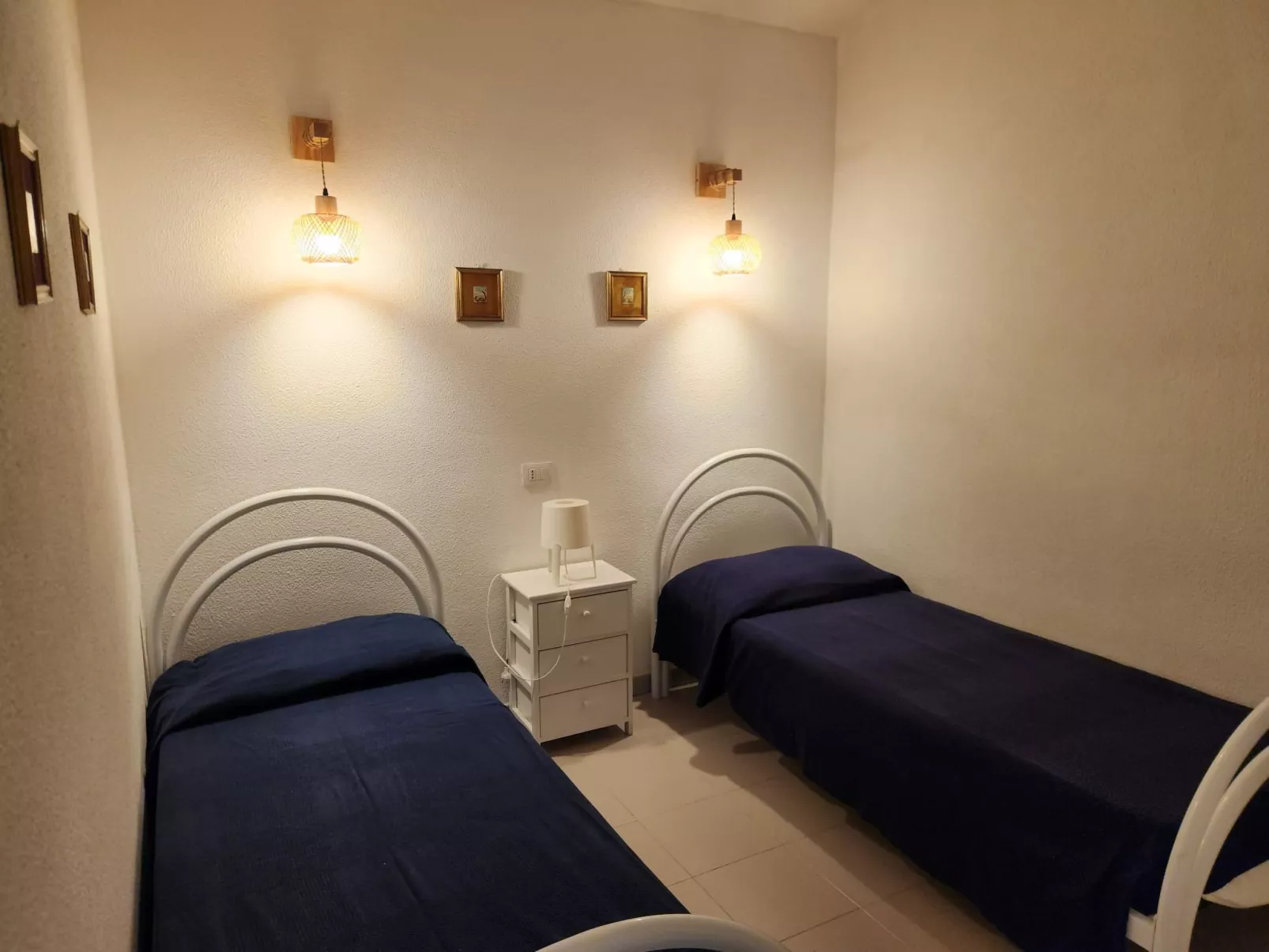 Trilo Mulbery mit großem Garten-Binnen