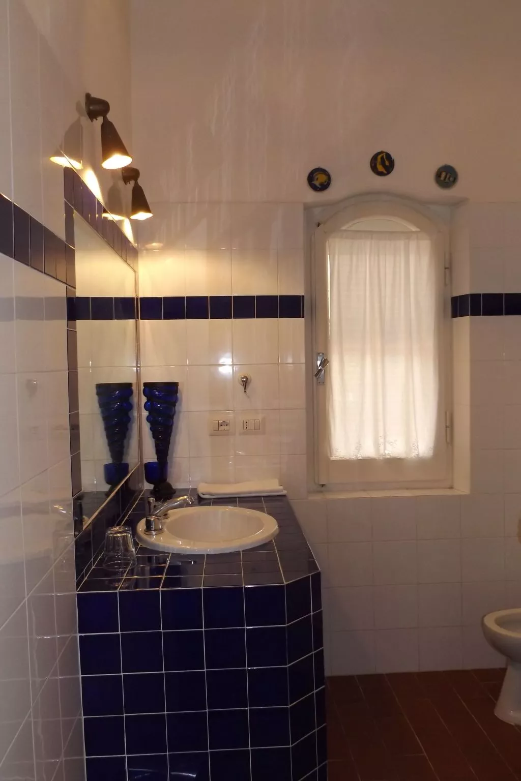 'Villa Iride' mit Wasserblick - Binnen