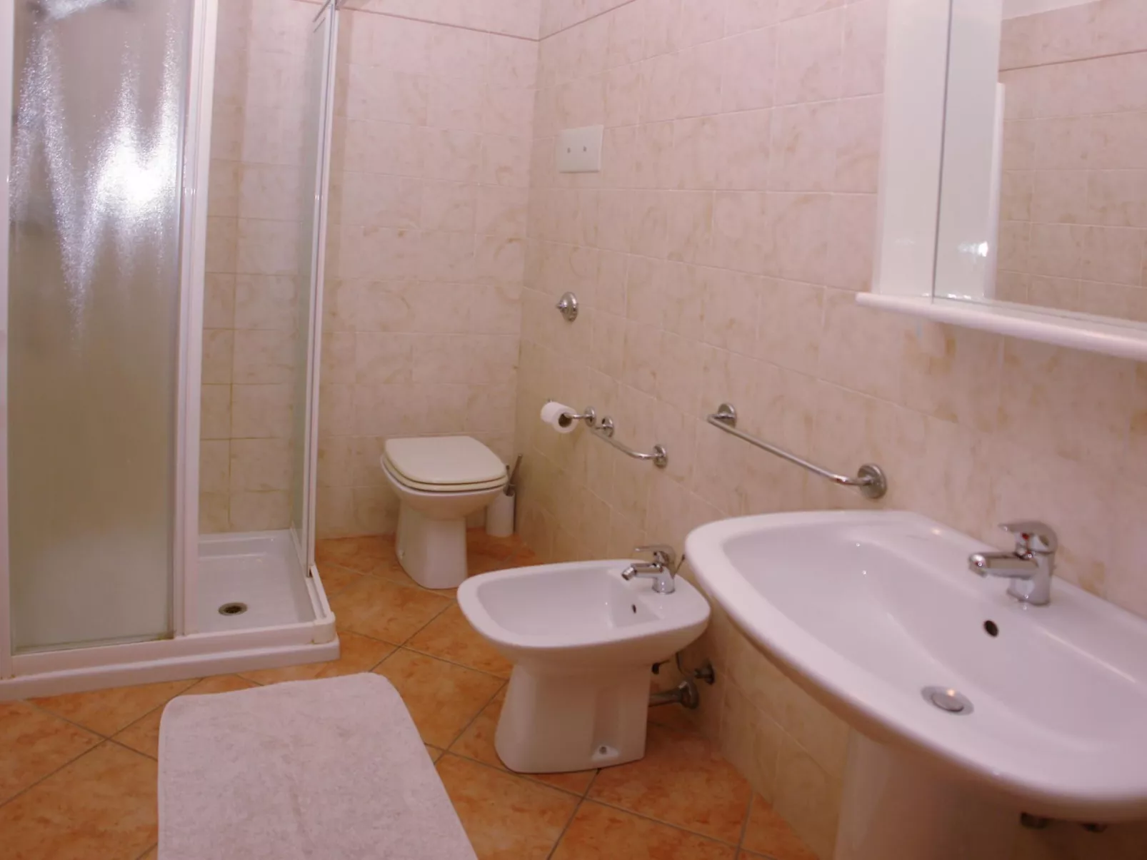 Zweizimmerwohnung mit Seeblick - Binnen