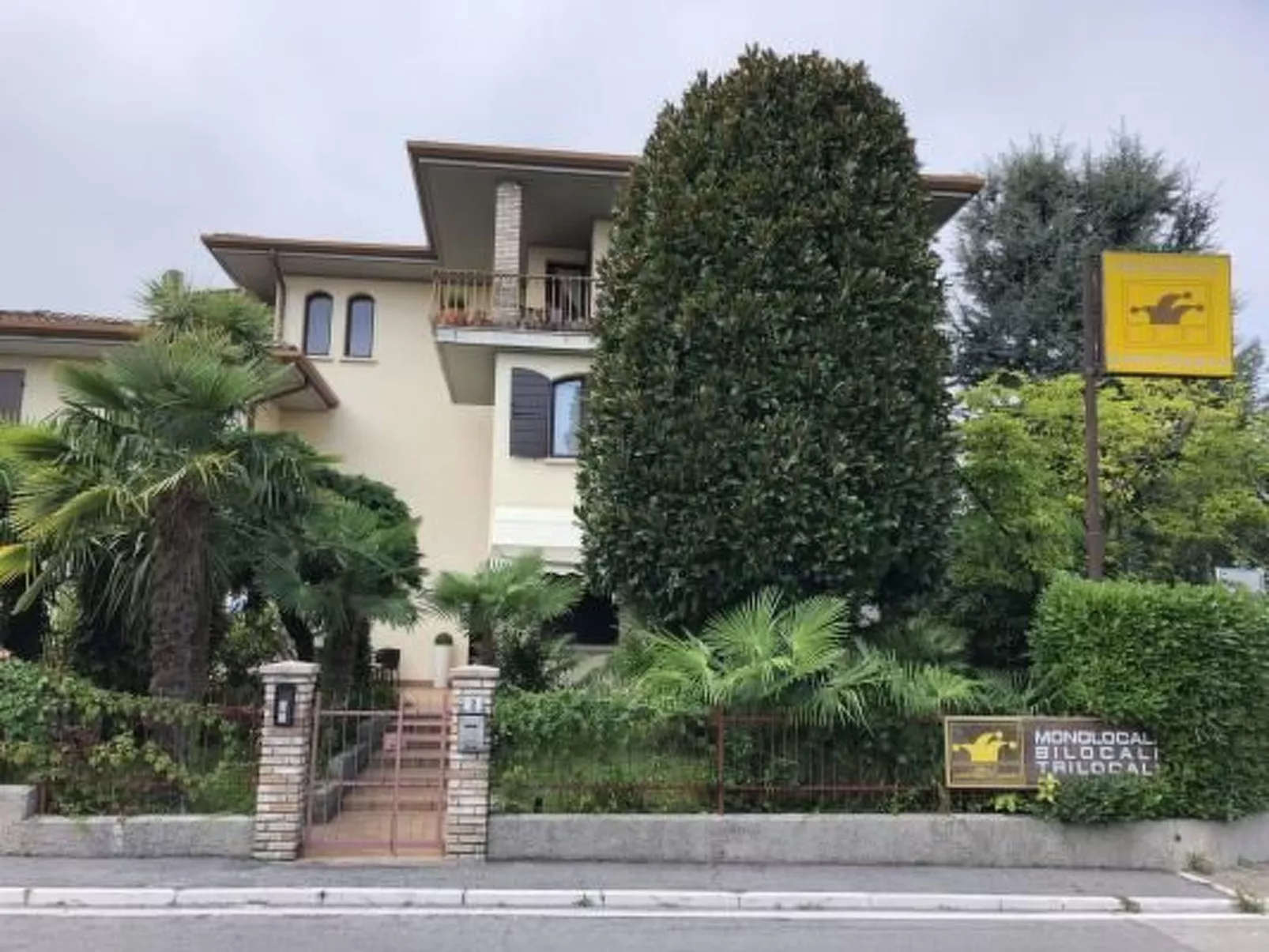 Gemütliche Zweizimmerwohnung mit Balkon-Buiten