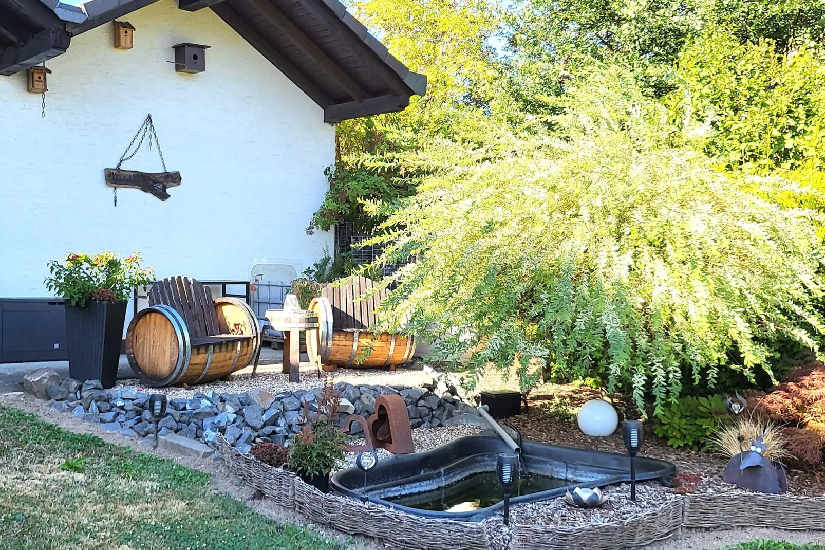 Ferienwohnung Bluzi im Westerwald-Tuinen zomer