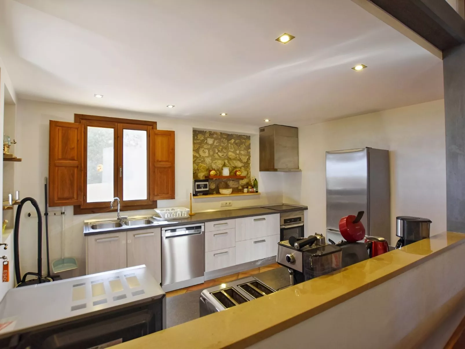 Beeindruckende Finca mit Pool und Klimatisierung-Binnen