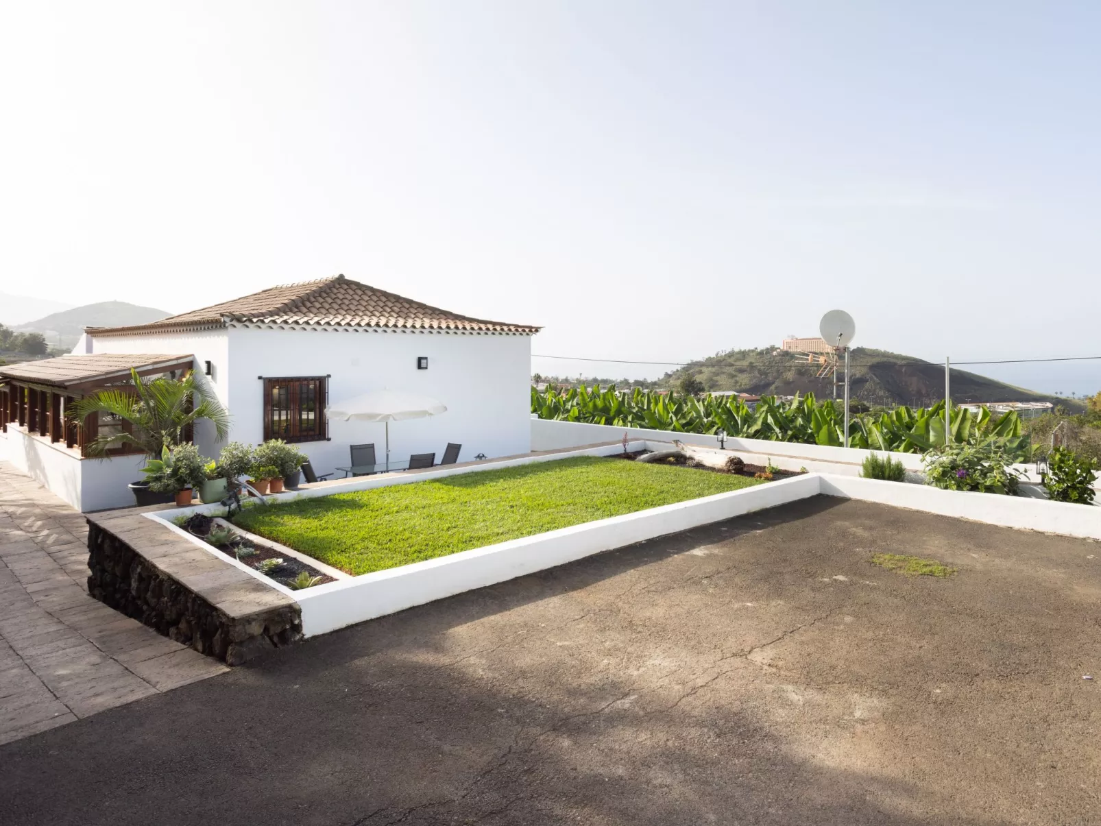 Cruz de los Martillos-Buiten