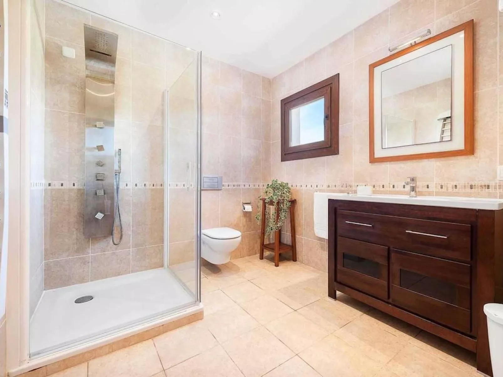 Villa Alexandria Cala Sant Vicenç-Binnen