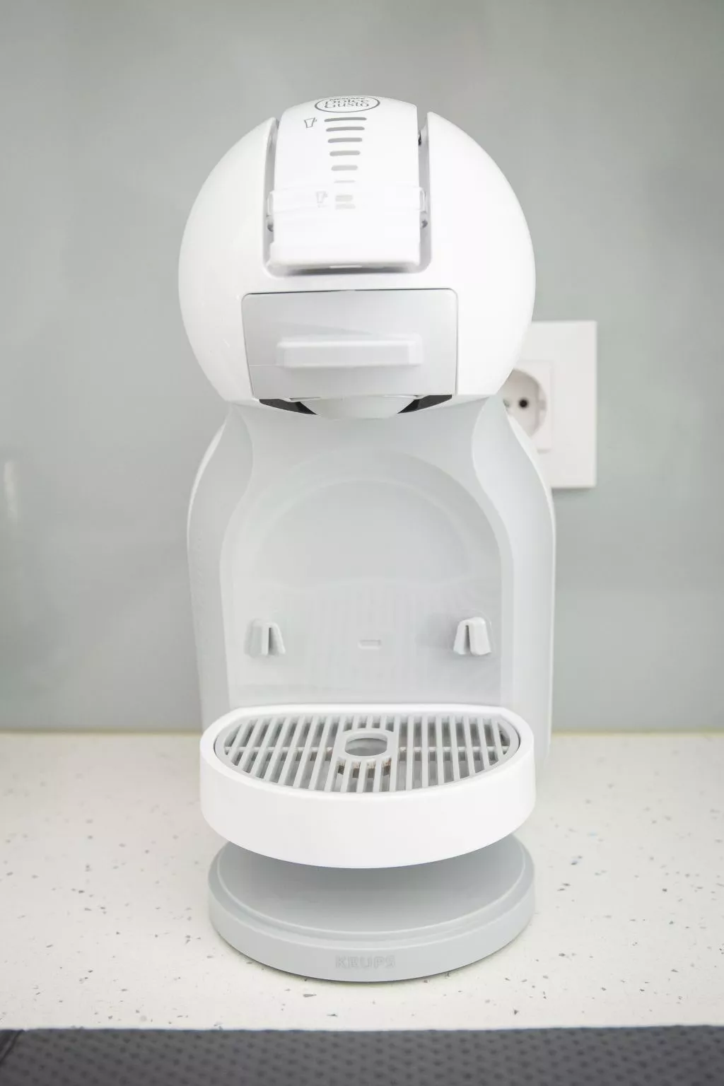 Appartement mit überdachtem Balkon und Meerblick in Strandlage-Image-tags.info