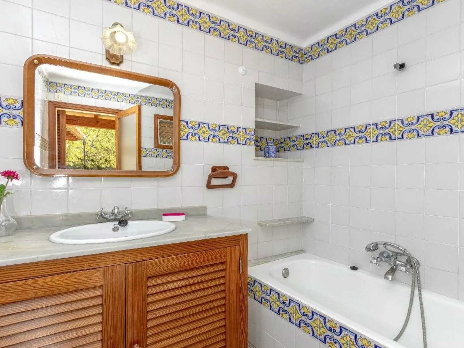 "Panada-Image-tags.info