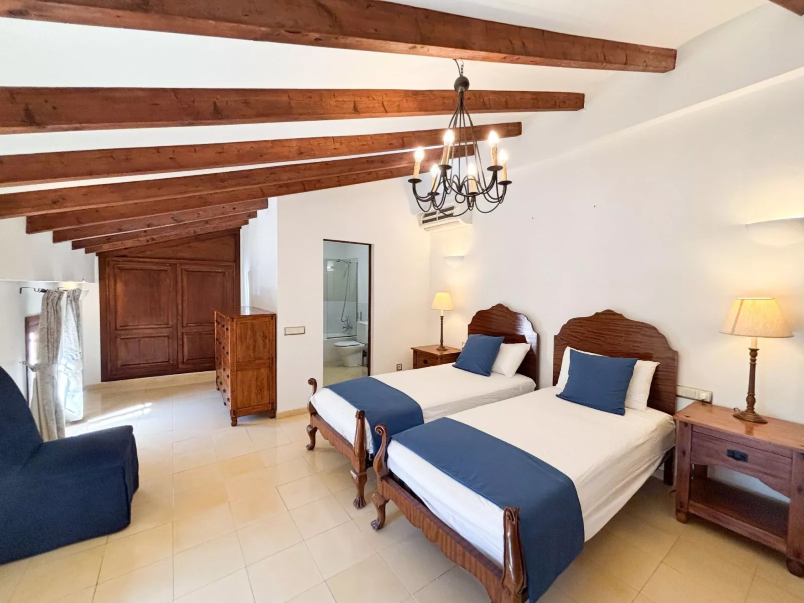 Villa Nekazabal-Binnen