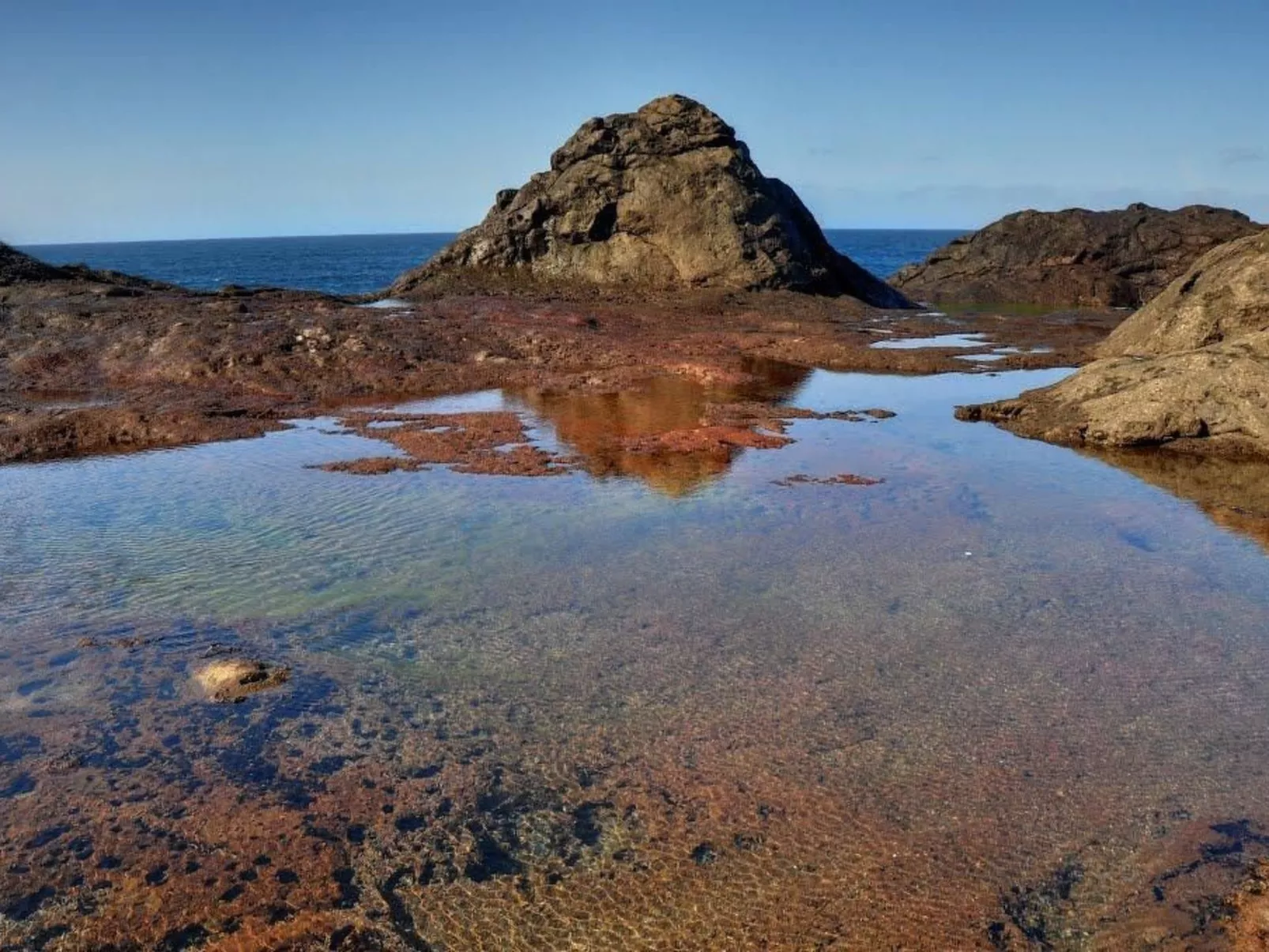 Wohnung "Faro de Sardina" mit Blick aufs Wasser-Buiten