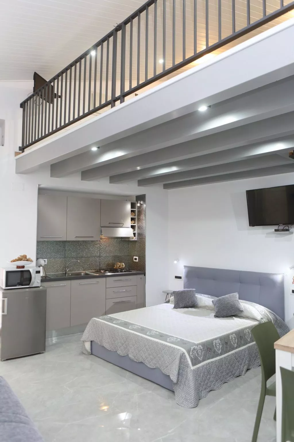 Die Wüstenrose A-Binnen