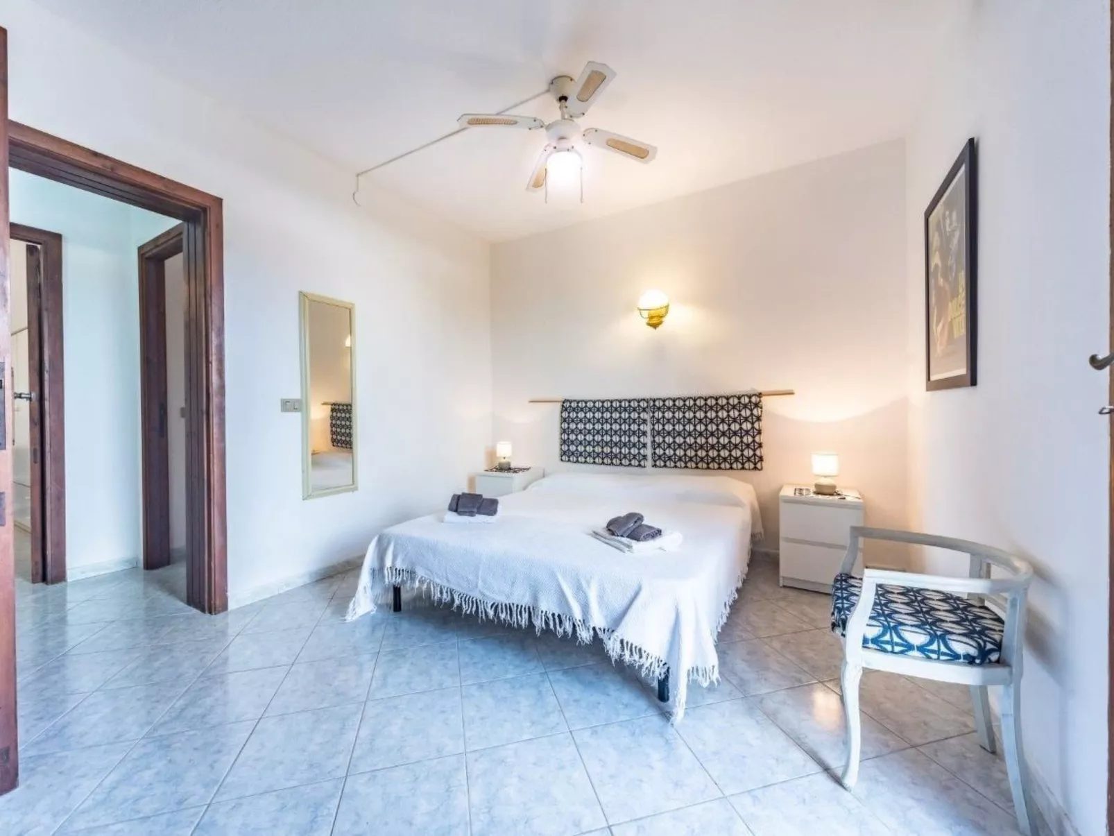 Wohnung in Villa am Meer und mit Meerblick-Image-tags.info