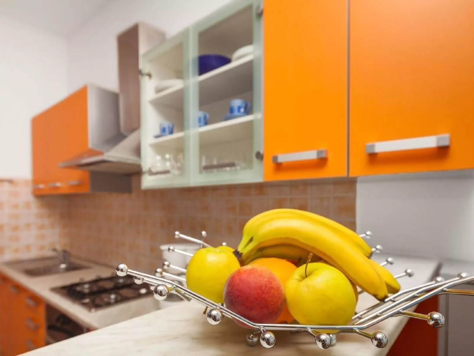 Mit Jacuzzi in Villa mit Parkplatz-Binnen