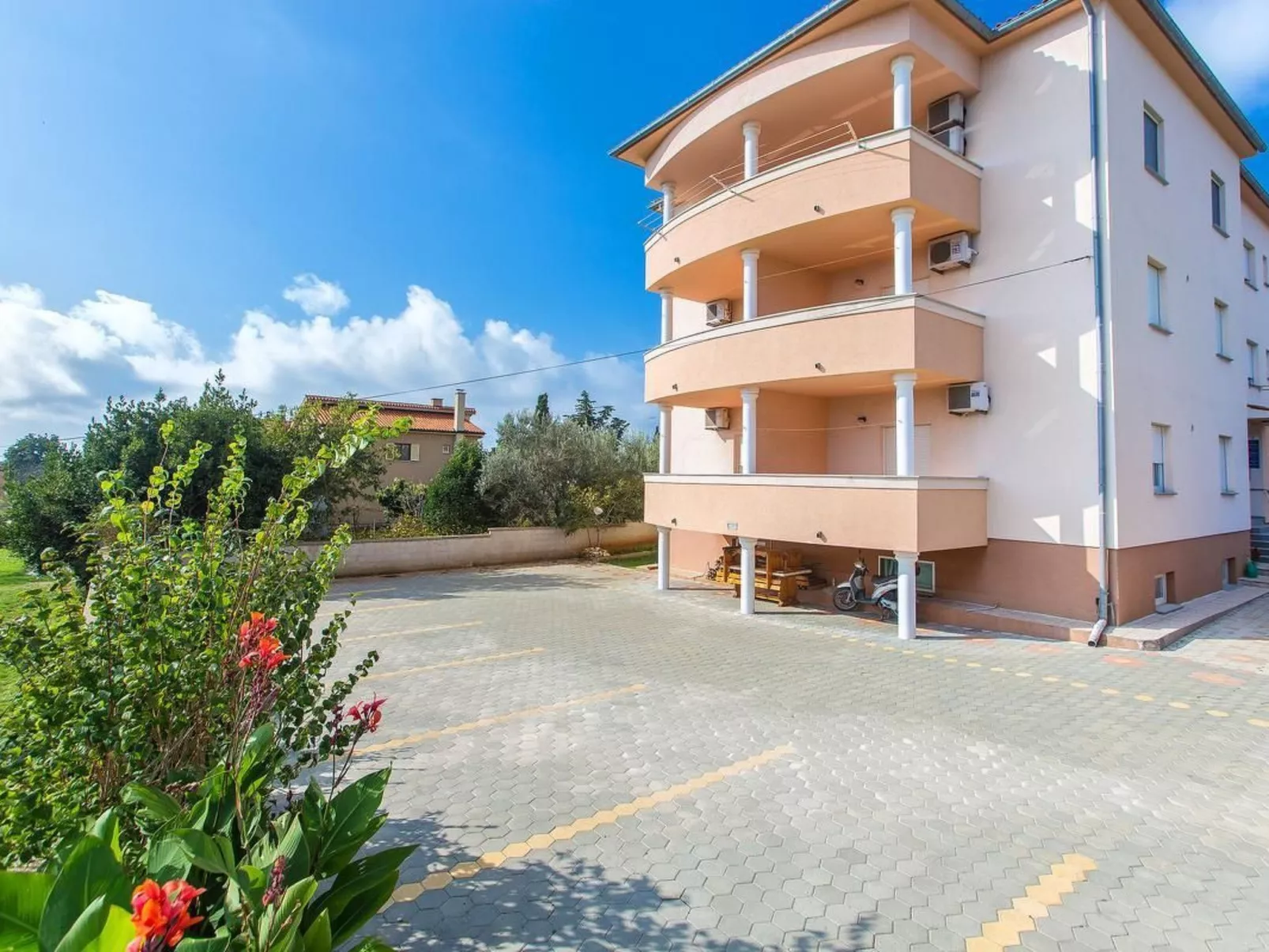 Für 4 Personen ca. 45 m&sup2; in Medulin, Istrien (Medulin und Umgebung)-Buiten