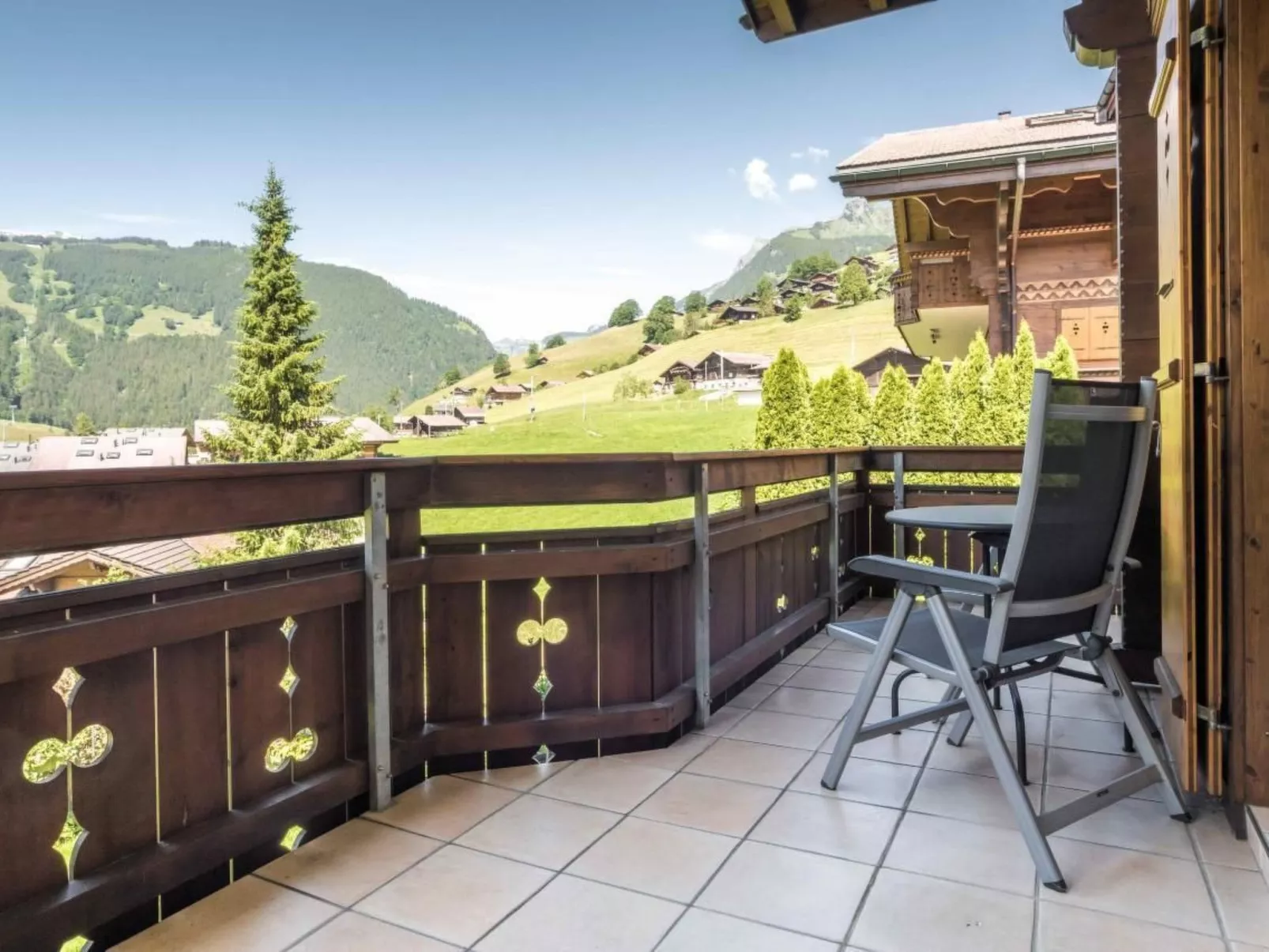 Apartment St. Louis 2.5-Buiten