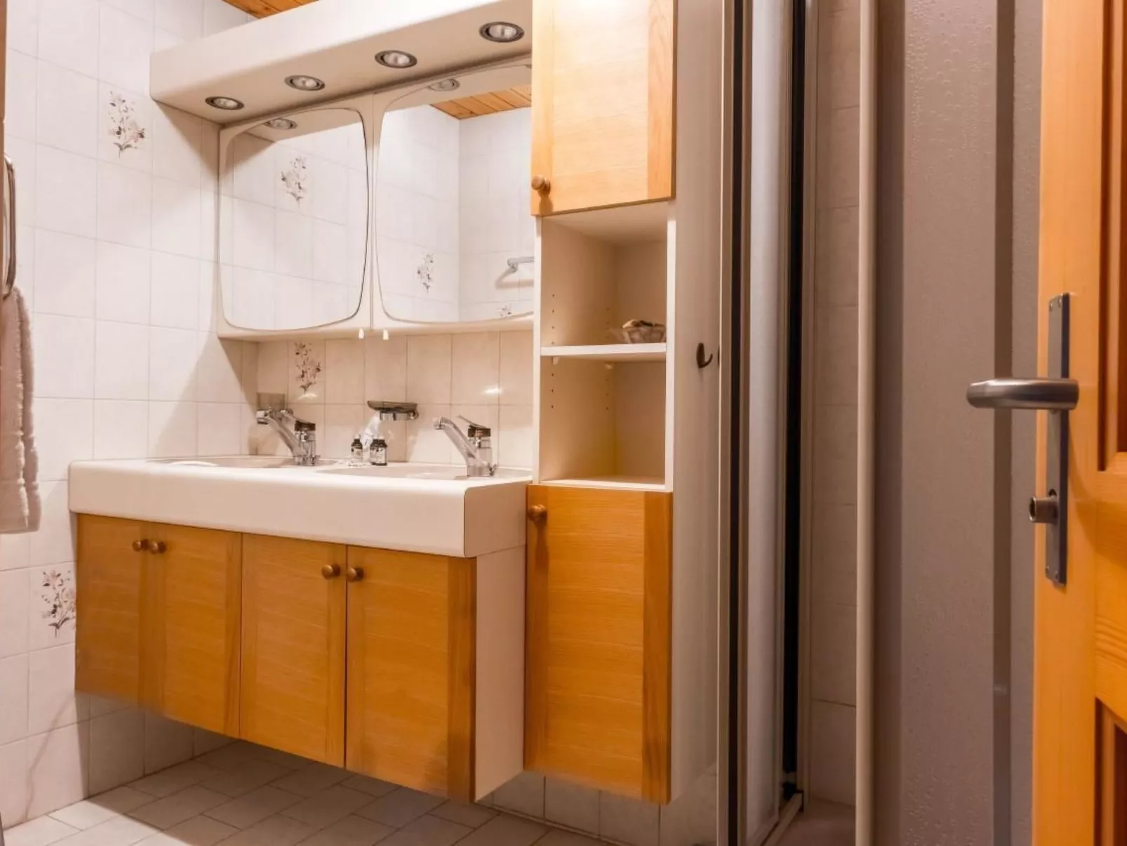 Chalet Lienzhubel-Image-tags.info