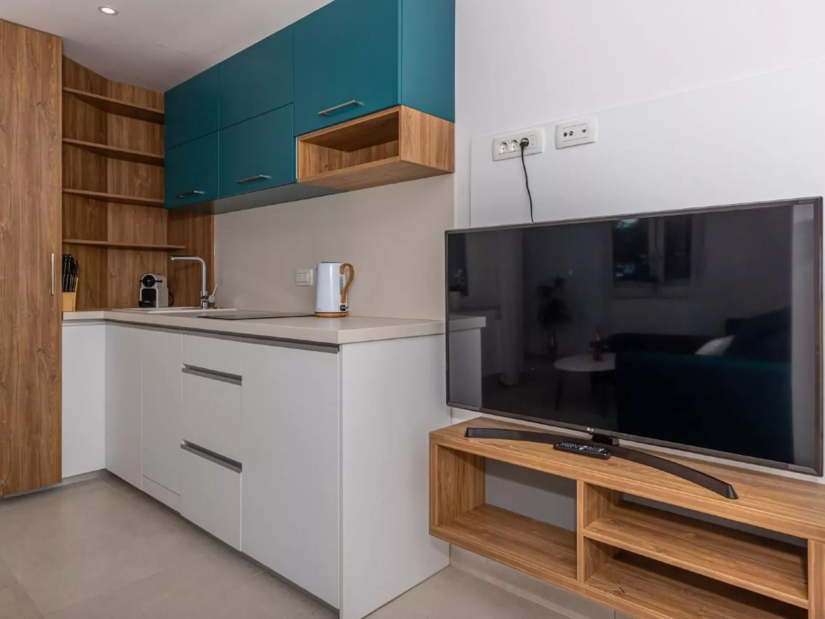 Apartment Maxim-Binnen