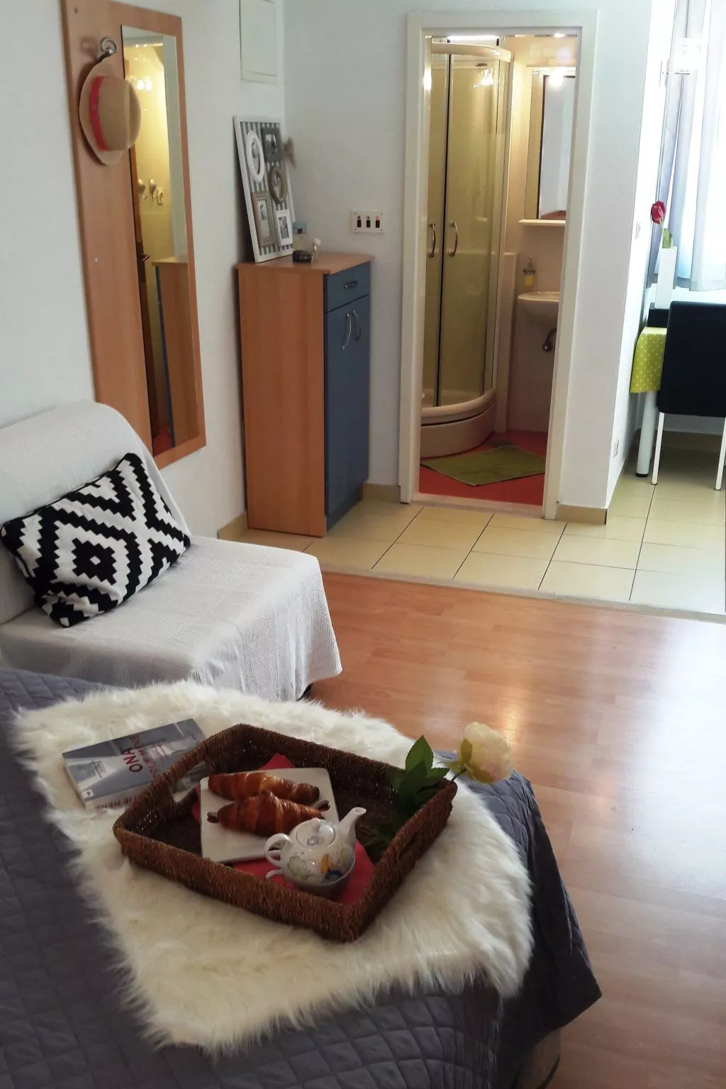 Gemütliches Studio-Apartment mit Blick auf das Biokovo-Gebirge-Binnen