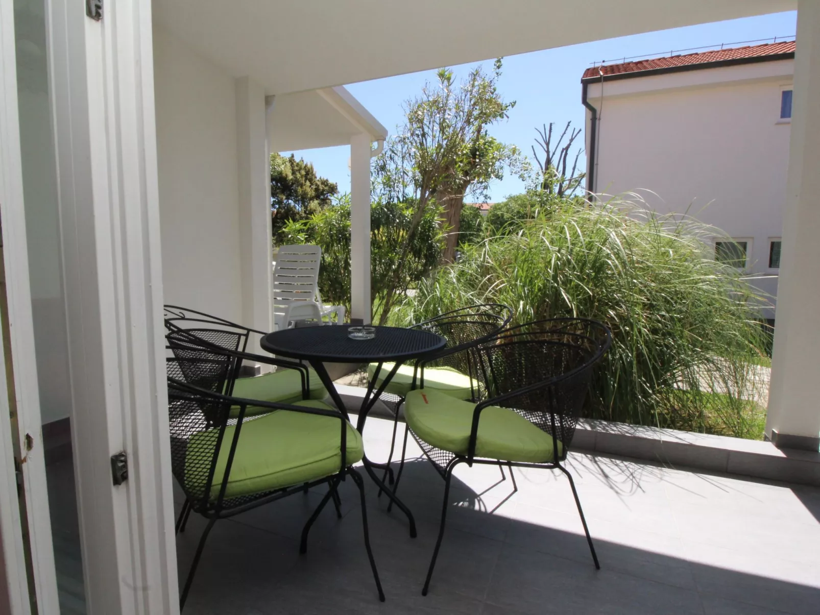 Corinthia 2 - Buiten