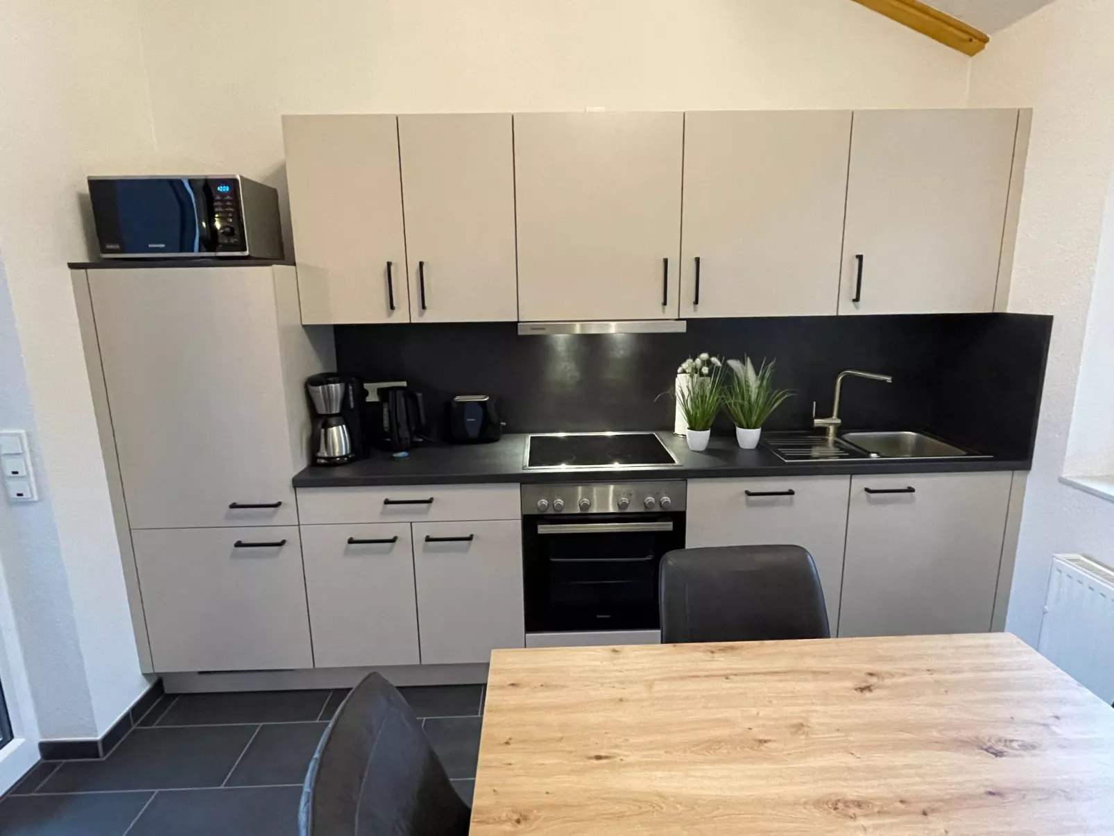 G12 Ferienhaus in Eckwarderhörne mit Gartenhaus - Binnen