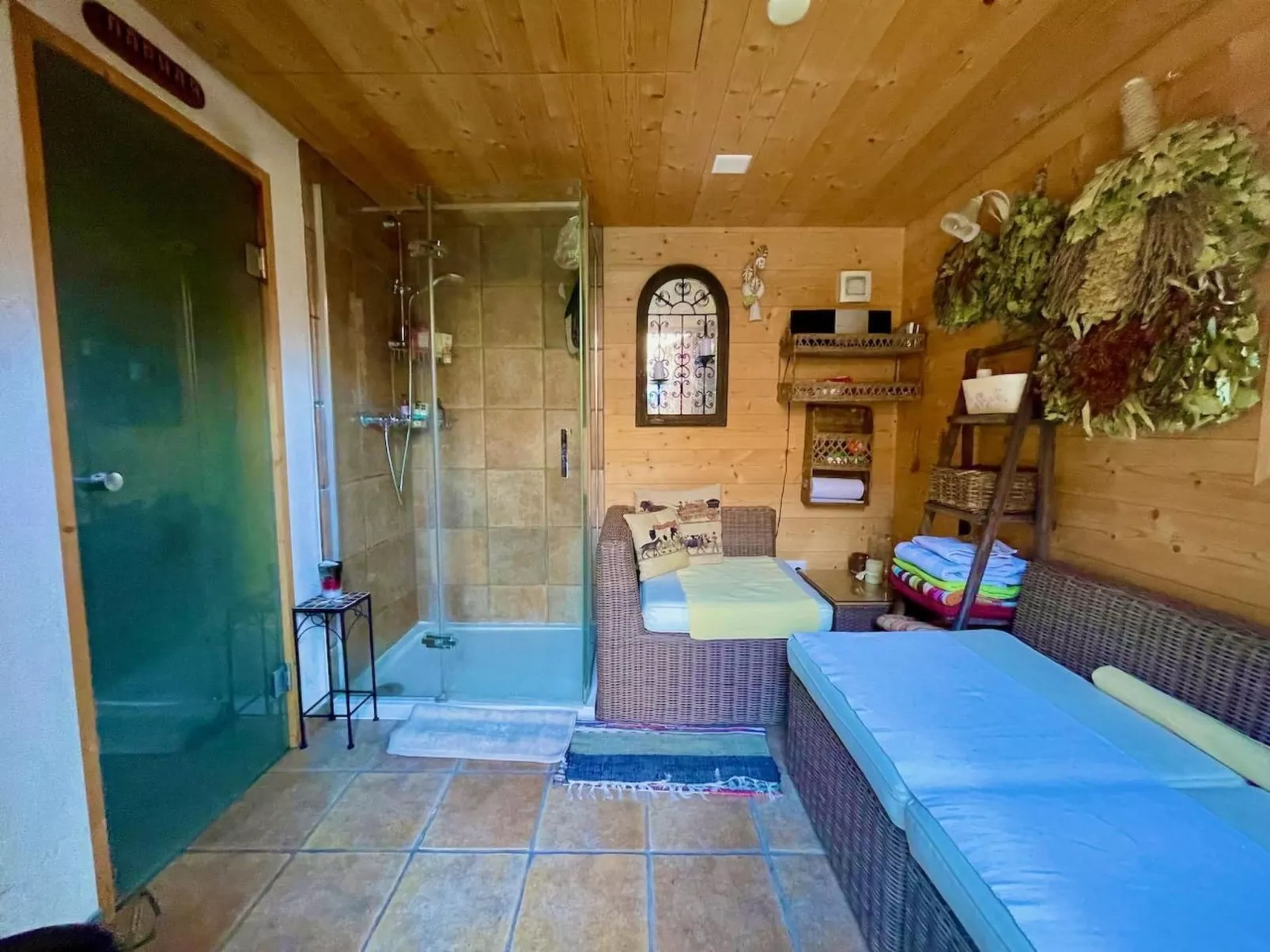 Chalet "Doodle's Chalet" mit Sauna-Buiten