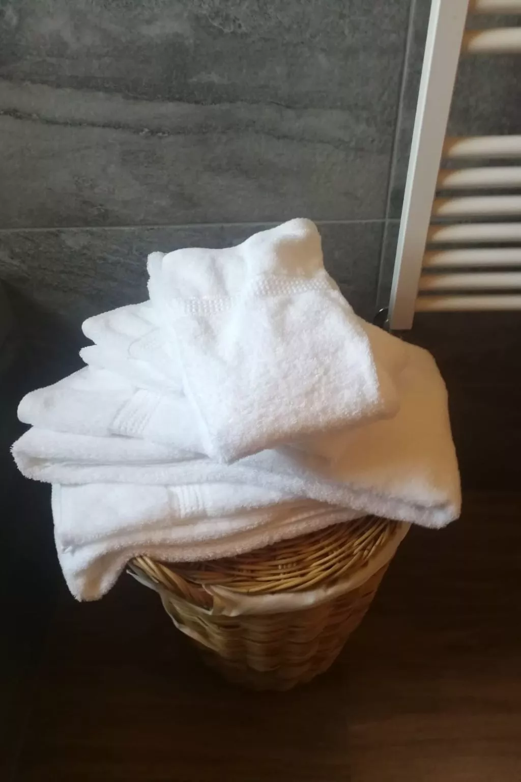 "Window on the grenn"-Image-tags.info