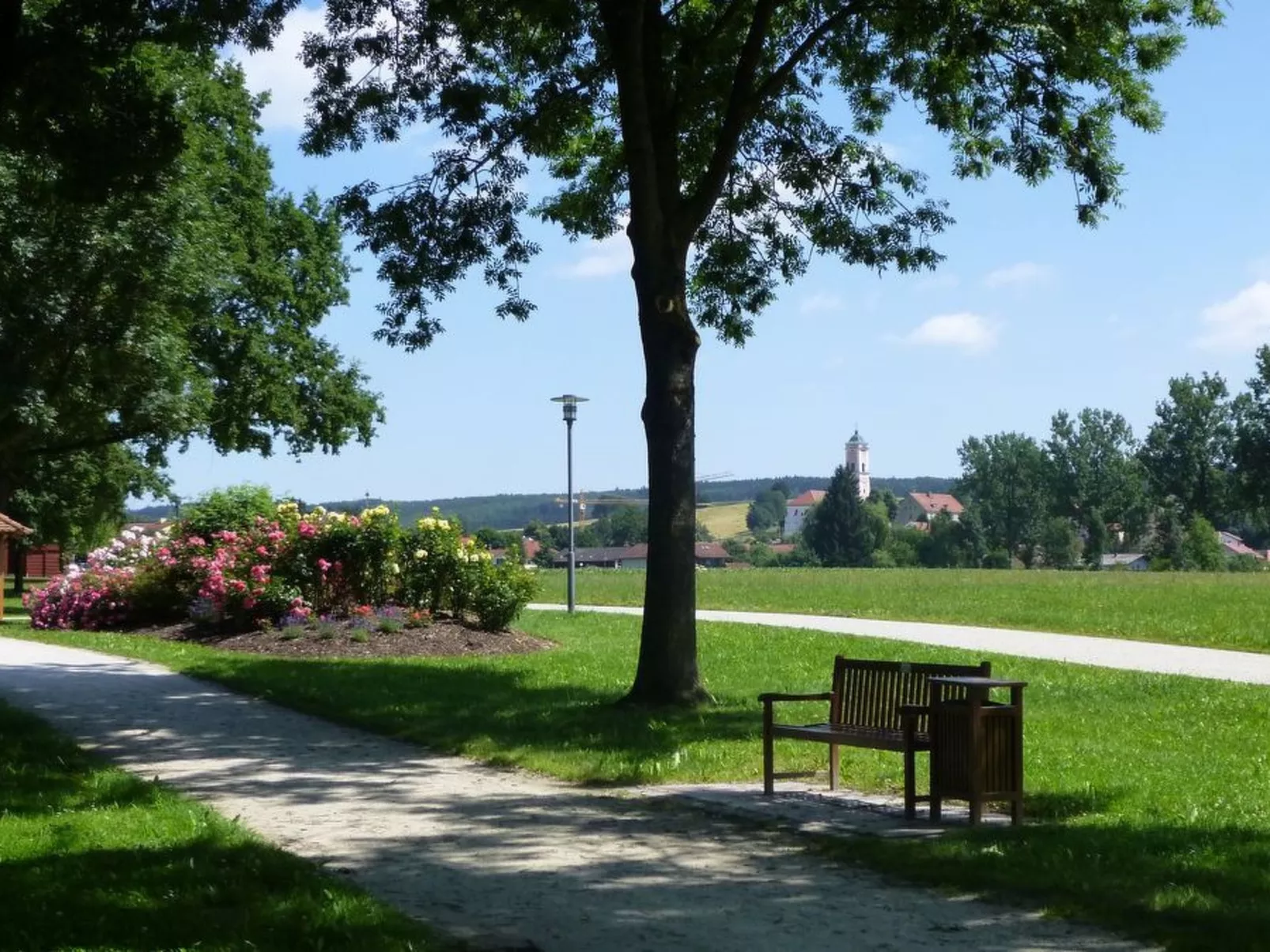 Herrliche Ferienwohnung mit Grill und Garten-Buiten