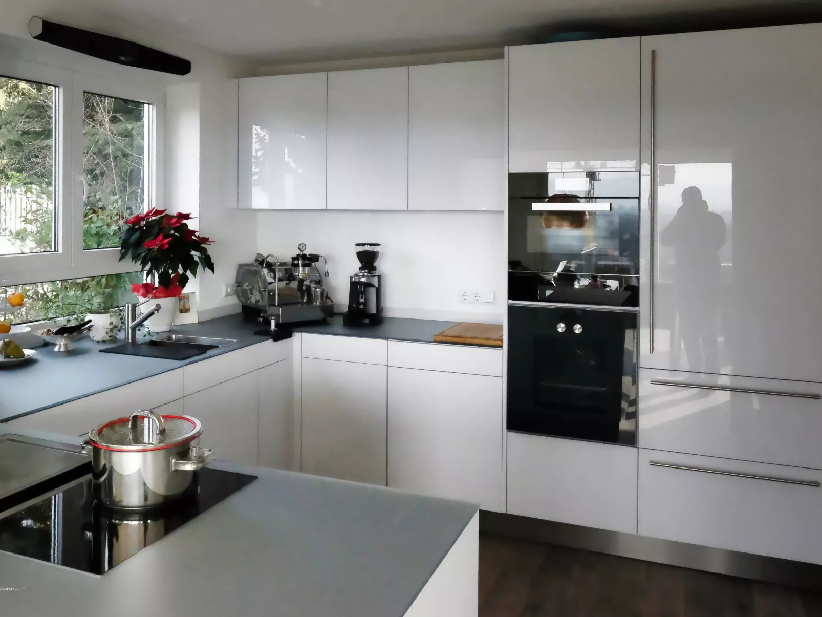 Panoramahaus & Pool-Binnen