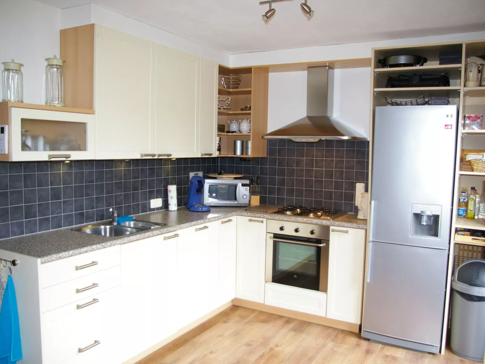 Mit Garten, Grill und Terrasse-Binnen