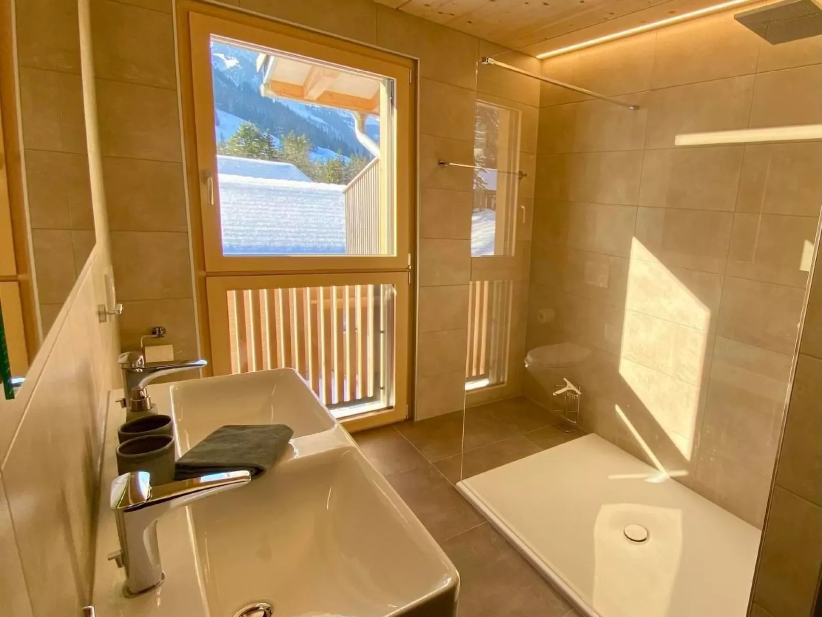 Horizon 4-Image-tags.info