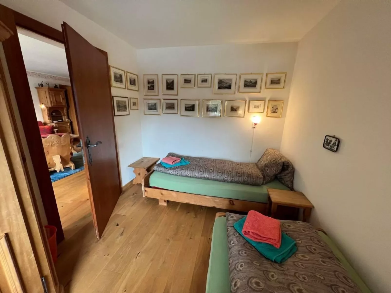 CHesa Burdun-Image-tags.info