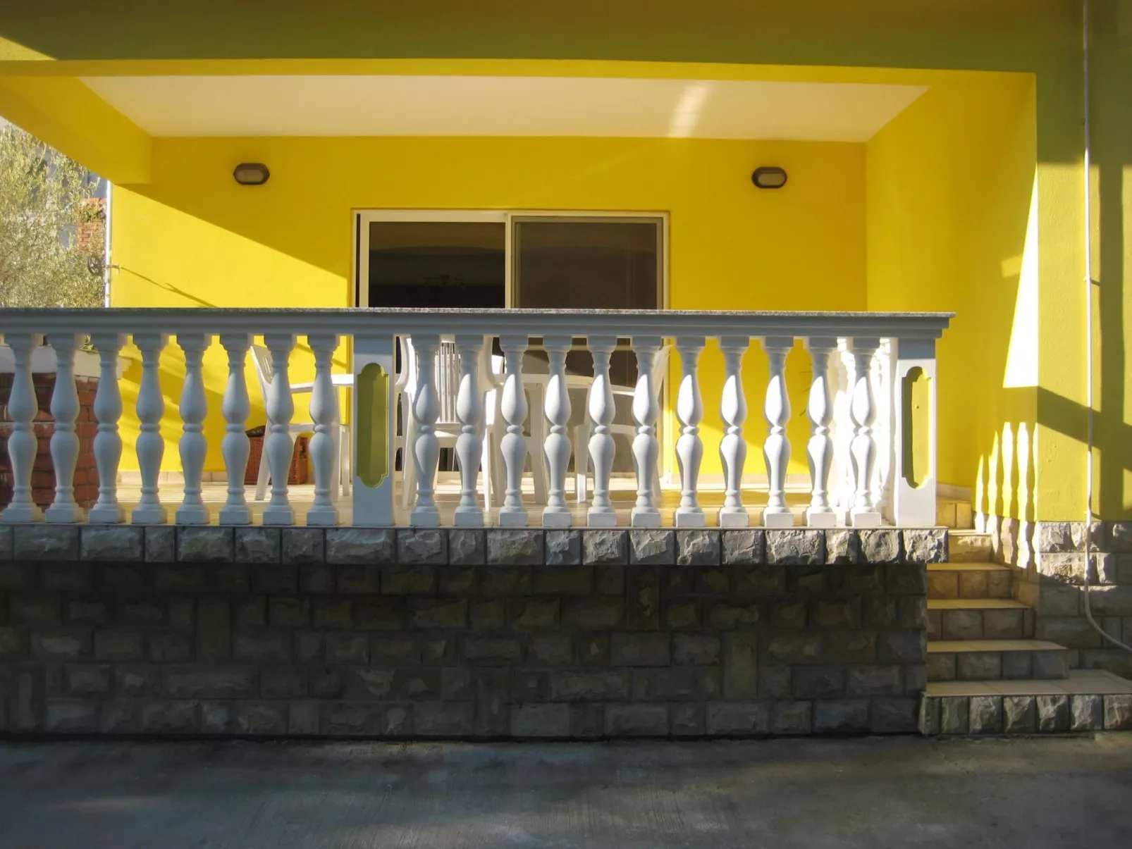 Mit Terrasse am Meer-Buiten