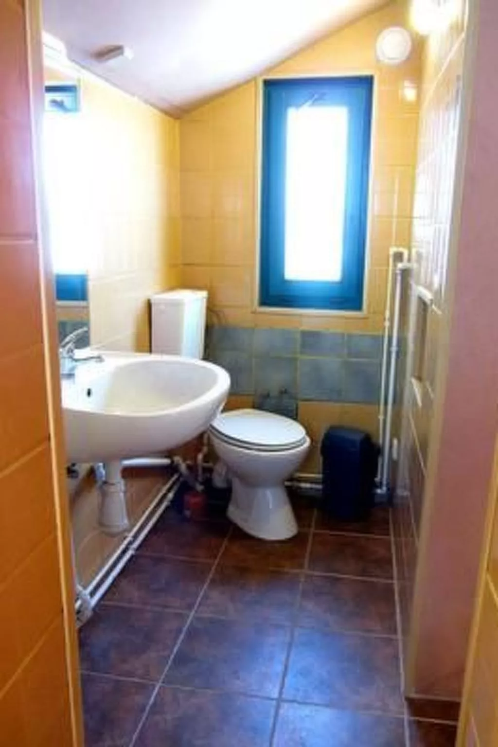 Blockhaus in Gajówka mit Kaminofen-Binnen