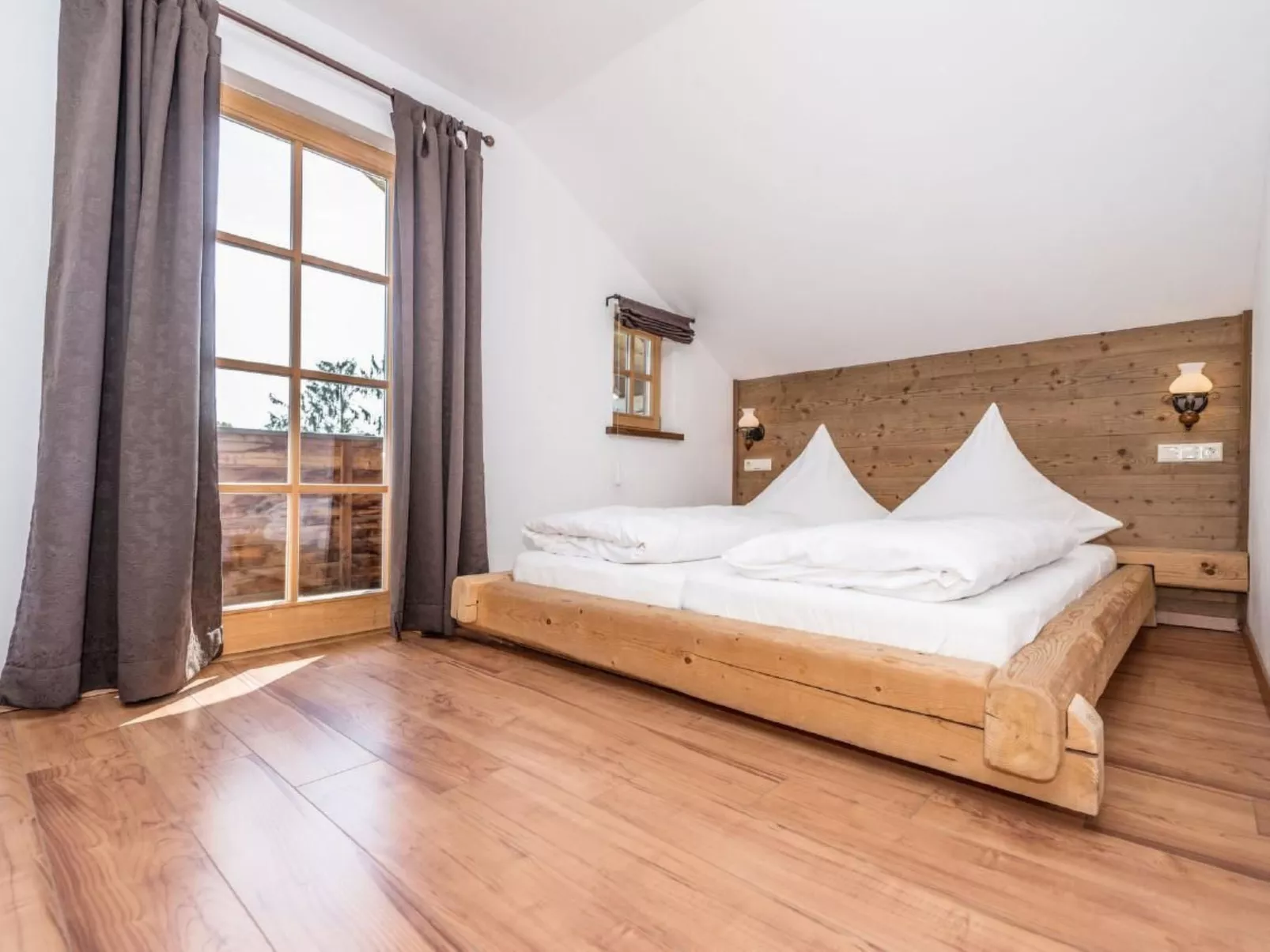 Hoizhaus am Badlberg-Binnen