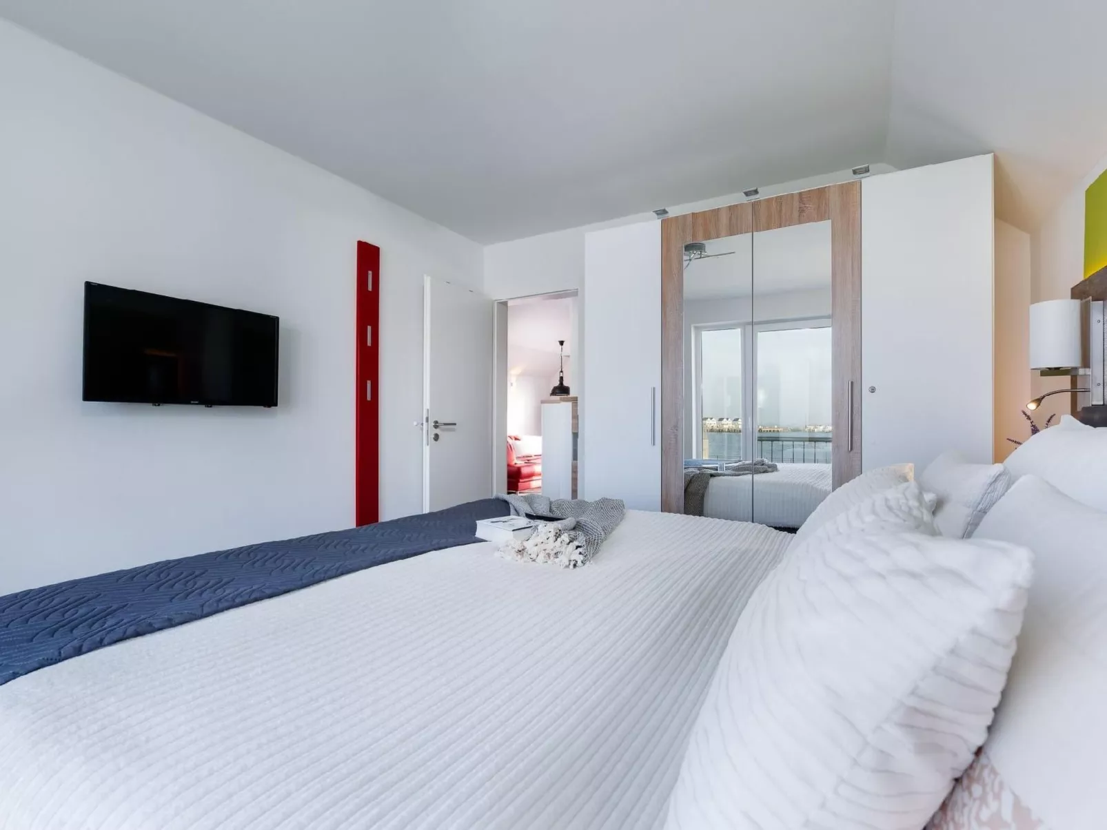 Fewo Kapitän James Cook, E-Ladesäule, Wasserbett-Binnen