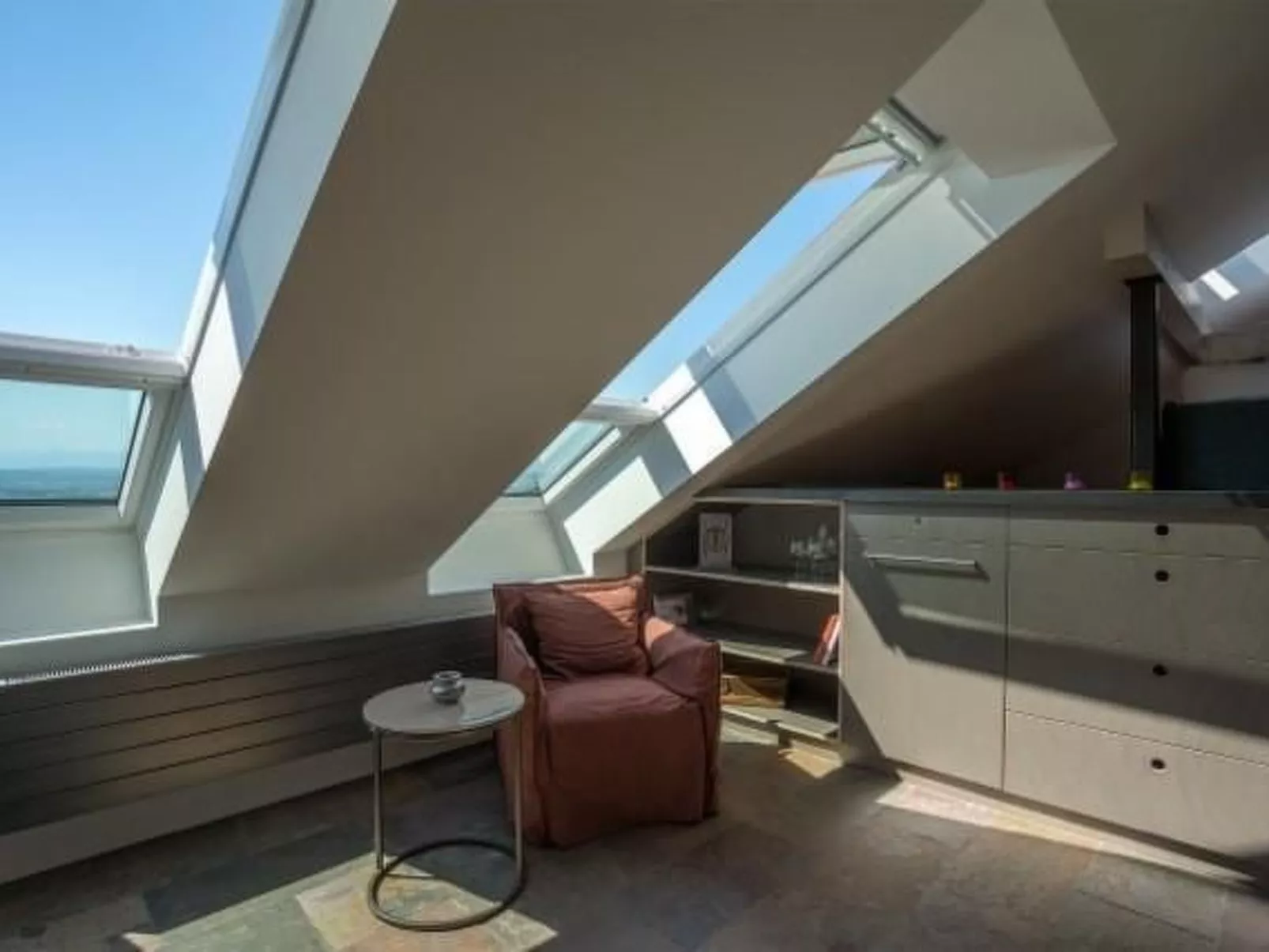 Loft auf zwei Ebenen-Binnen